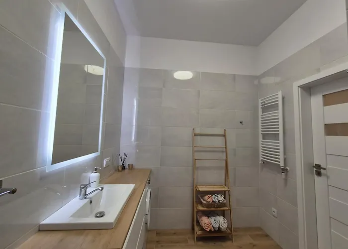 Duzy Komfortowy Apartament W Samym Centrum Przy Manufaktura I Piotrkowska, Blisko Zoo, Fala شقة وودج